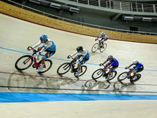 la temporada de ciclismo en pista vive su tercera fecha con un homenaje a rodrigo silva y maximo cornejo