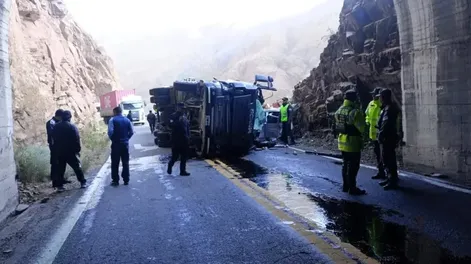 Accidente en el Paso a Chile: un muerto y cinco heridos