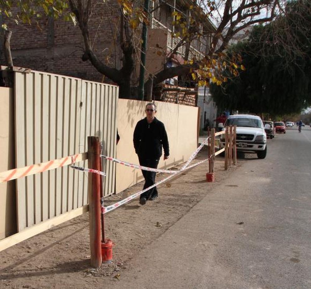 Salió a comprar pan y le dieron 3 cuchillazos