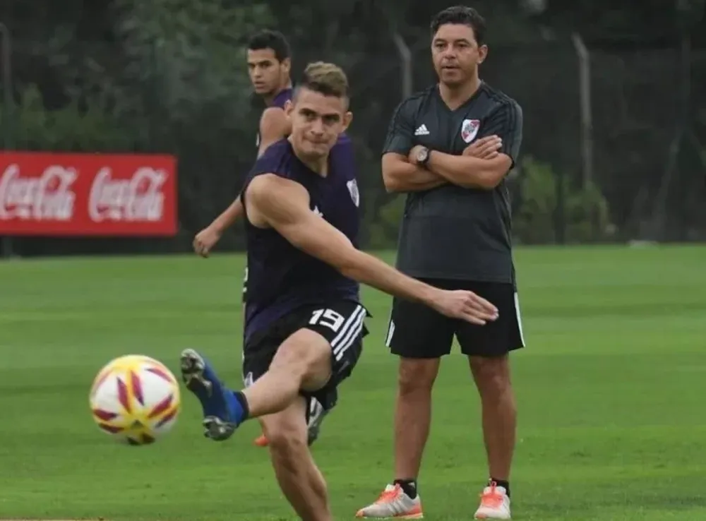 Gallardo trabaja sin saber cuándo juega