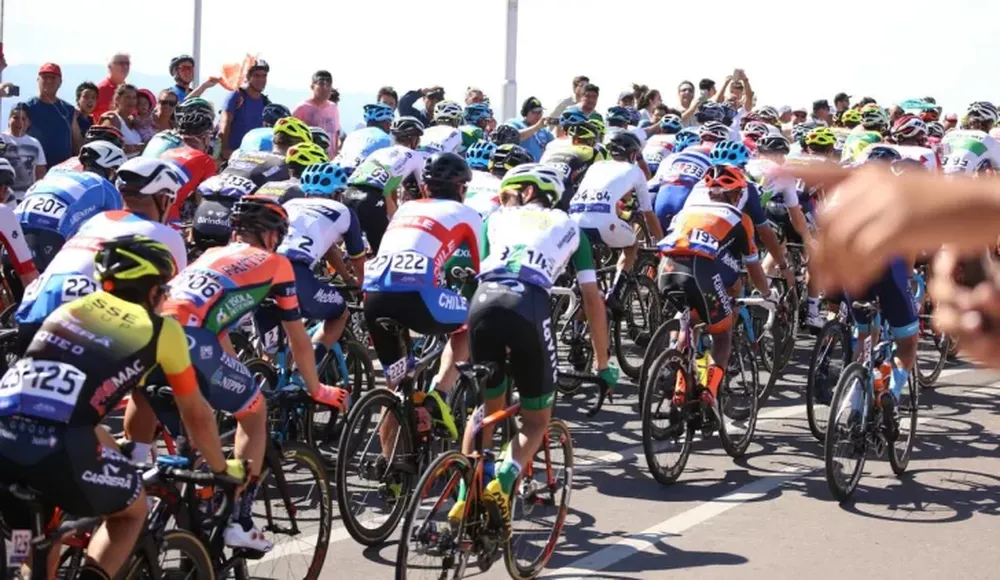 Daniel Lucero se adjudicó la primera meta sprinter