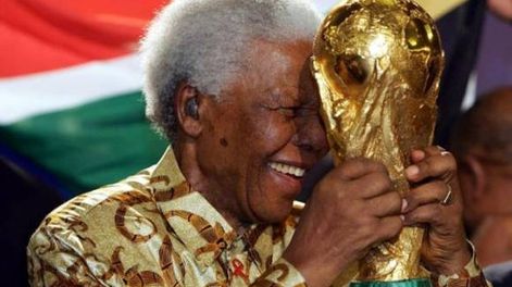 Sudáfrica celebró los 92 años de Mandela con trabajo social