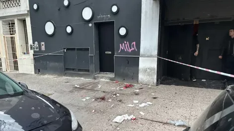 Batalla campal a la salida de un boliche: dos jóvenes, heridos con arma blanca