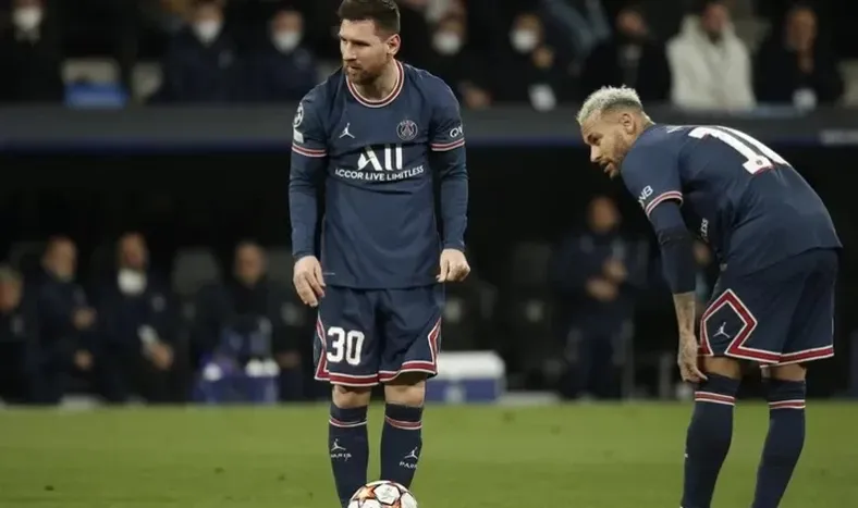 Messi y Neymar fueron abucheados tras la eliminación en Champions