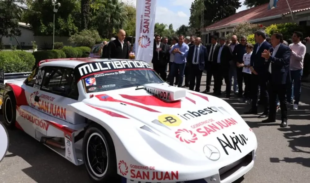 Della Motta presentó su auto y San Juan anunció su fecha del TC con novedades