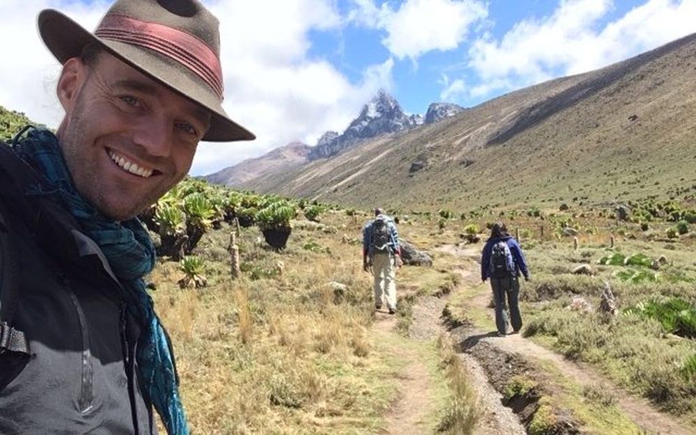 El hombre que viajó a todos los países del mundo sin subirse a un avión