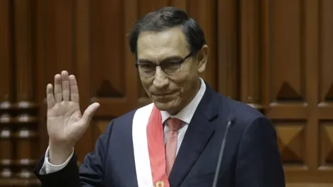 Vizcarra juró como presidente