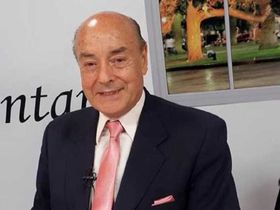 El abogado Oscar Leopoldo Adárvez portaba un arma de fuego sin la debida autorización y, peor aún, a la vista de todos los transeúntes. El abogado Oscar Leopoldo Adárvez portaba un arma de fuego sin la debida autorización y, peor aún, a la vista de todos los transeúntes.