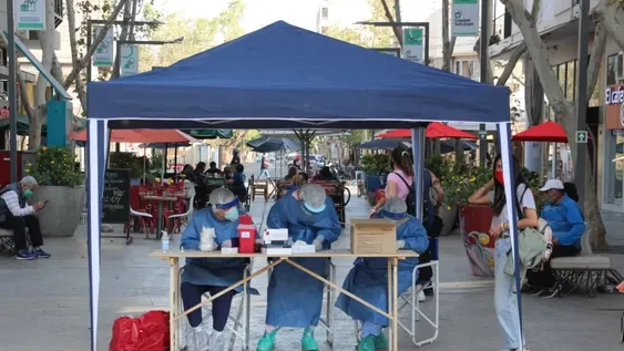 Testeos rápidos en la Peatonal: 5 dieron positivo y pasaron a aislamiento hasta tener la PCR