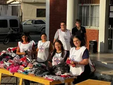 Las diferentes Cáritas parroquiales realizan ferias americanas para recaudar fondos. Las diferentes Cáritas parroquiales realizan ferias americanas para recaudar fondos.