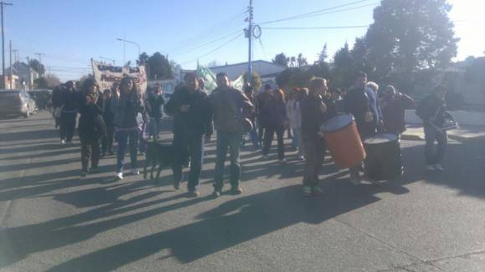 Un enfermero sanjuanino que reclama en Chubut