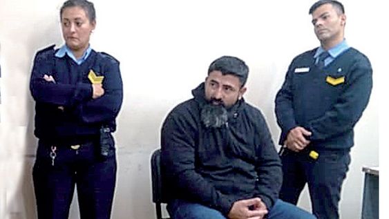 Pastor ofrece casi 11 millones para zafar de varias estafas