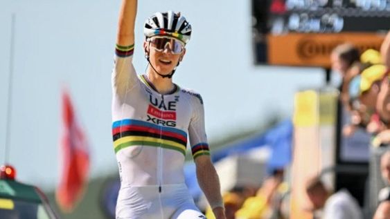 EL 1 SOY YO ´parece decir Pogacar. El máximo favorito recuperó el liderazgo en la ronda gala, que hoy tendrá una crono escalada.