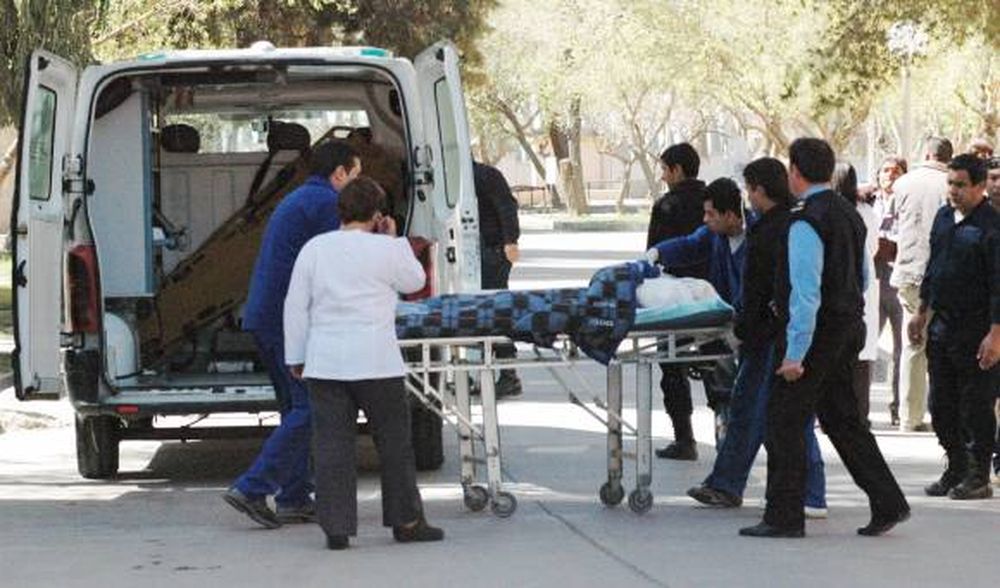 Un incendio por una estufa dejó graves a una mujer y a su hijo