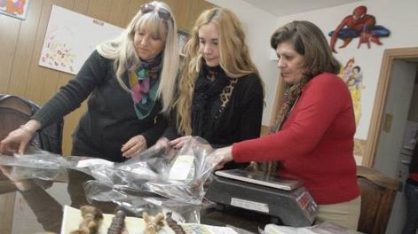 Pelucas oncológicas: de 4 provincias donaron trenzas