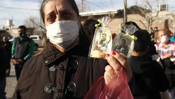 Voces de fe en la reducida celebración en honor a San Cayetano