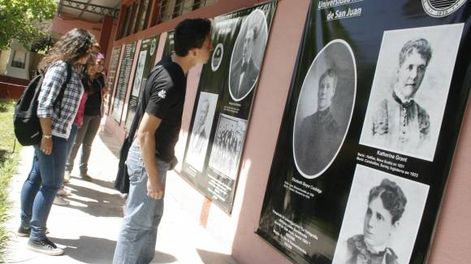 Maestros, en fotos gigantes