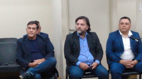 El intendente de Angaco, José Castro, y los concejales Alberto De Los Ríos y Alejandro Paredes. El edil Roberto López vivió la audiencia por Zoom, ya que tenía un viaje programado fuera de la provincia.&nbsp;