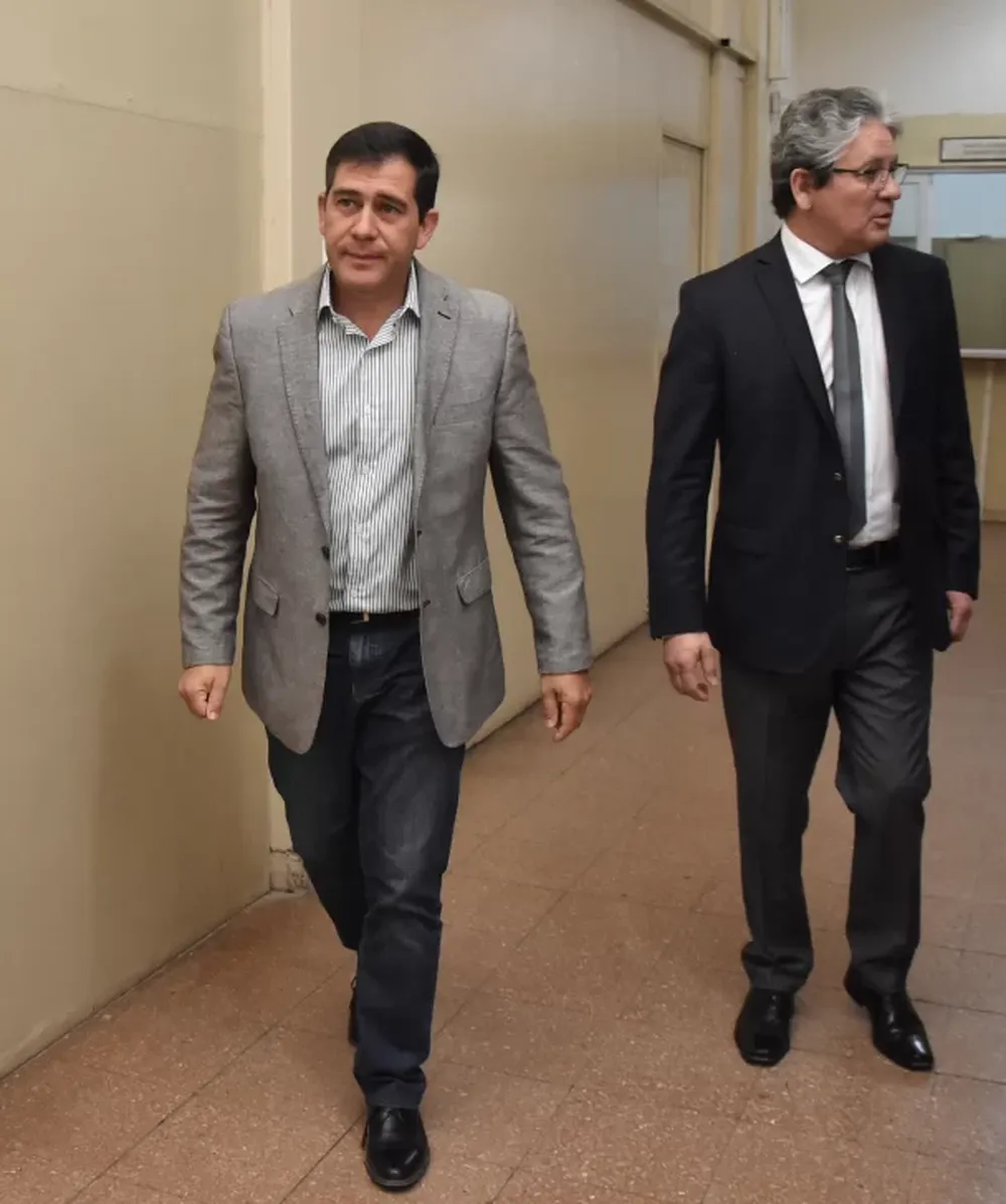 Castro dijo que no presionó a un testigo para favorecerse