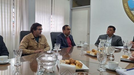 Iglesi, Jáchal y el INTA trabajarán juntos para el desarrollo de cultivos andinos.