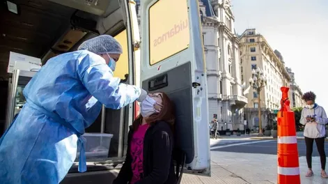 Argentina tuvo la tasa más alta de contagios en el mundo durante la última semana