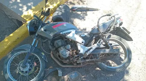 La moto siniestrada en Pocito.