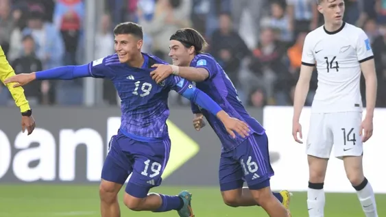 Argentina y la camiseta violeta