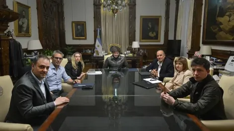 Mesa. La segunda reunión del núcleo del Presidente está en agenda. Luego pondrá en funciones a Catalán, anunciará el Presupuesto y viajará a Paraguay.
