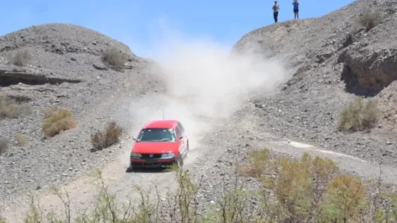 Telón final en Iglesia