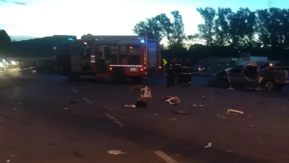 Las impactantes fotos del accidente que dejó nueve muertos en Carmen de Areco
