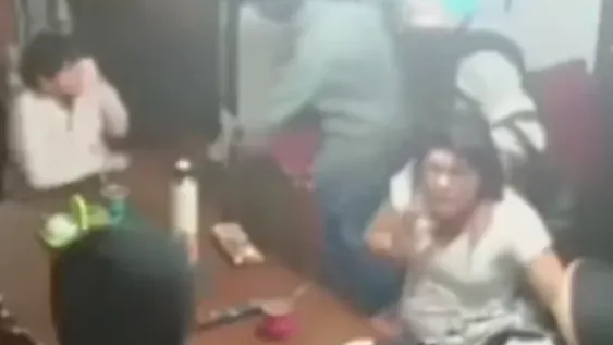 [VIDEO] Pánico y llanto en el asalto comando que sufrió una pareja con su bebe de dos meses