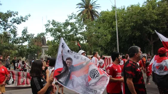 [VIDEOS] San Juan se tiñó de rojo y blanco