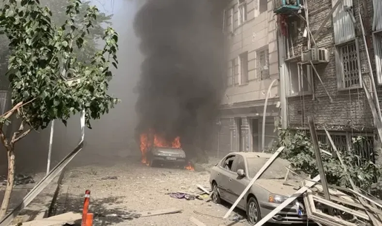 Por la guerra entre Israel e Irán, Argentina y otros países evacuaron sus embajadas en Teherán