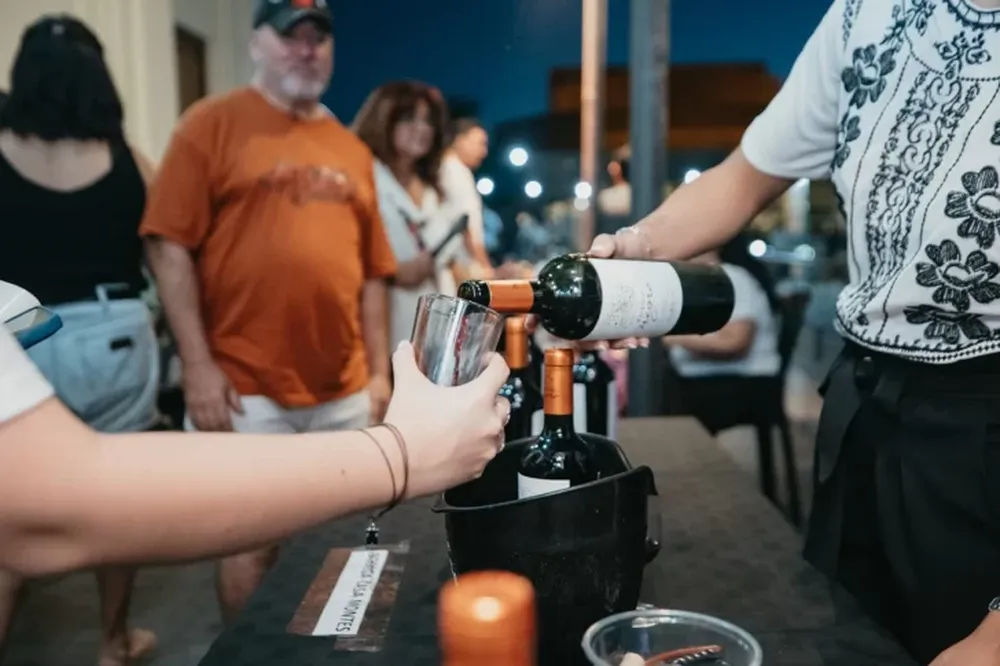 Capital celebró el carnaval con degustaciones de Shyrah, música y arte en la Estación San Martín