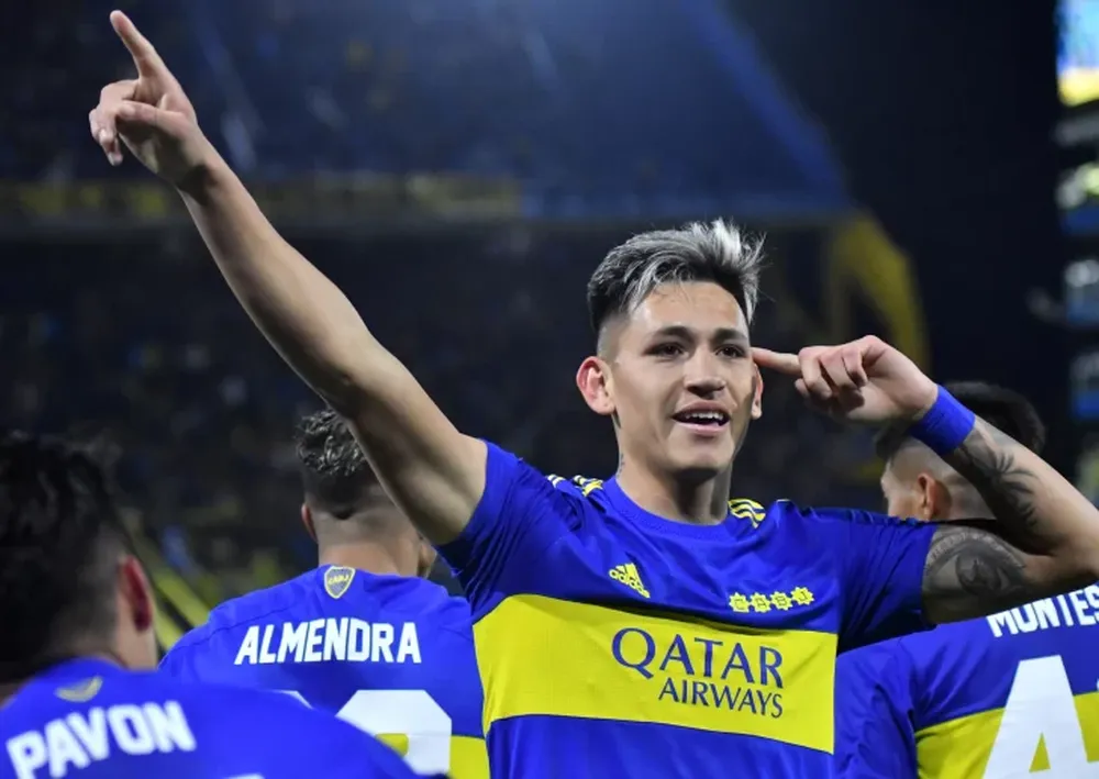 Boca le ganó a Lanús en el regreso de los hinchas a la Bombonera