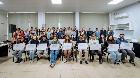 CAMARCO San Juan impulsa becas estímulo para estudiantes de construcción en 2026.