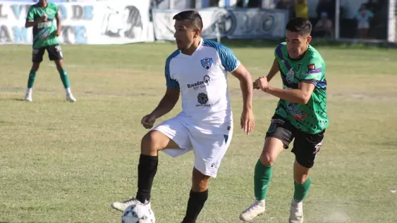 VICTORIA. Marquesado lo buscó todo el partido y recién en final pudo conLópez Peláez para ganar en el adelanto de la fecha. Foto: E Schlamelcher