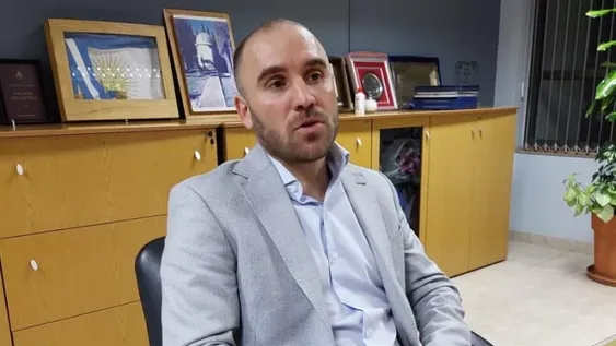 Viajar con Fernández a San Juan, el argumento por el que no se reúne Guzmán con la oposición