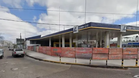 Sangrienta riña terminó con un hombre apuñalado frente a una estación de servicio