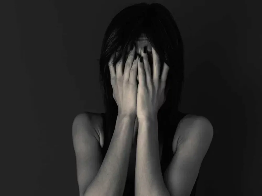 Zafó de una denuncia porque su pareja se retractó y la hirió en la cabeza en otra agresión