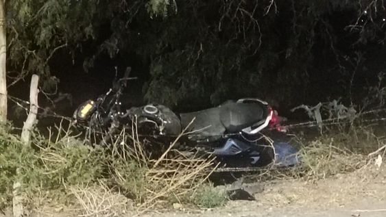 Choque entre dos motos dejó a un hombre fallecido.