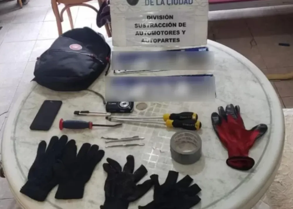 Quién es quién en la banda de ladrones chilenos que robó 16 camionetas Frontier en la Ciudad en un mes