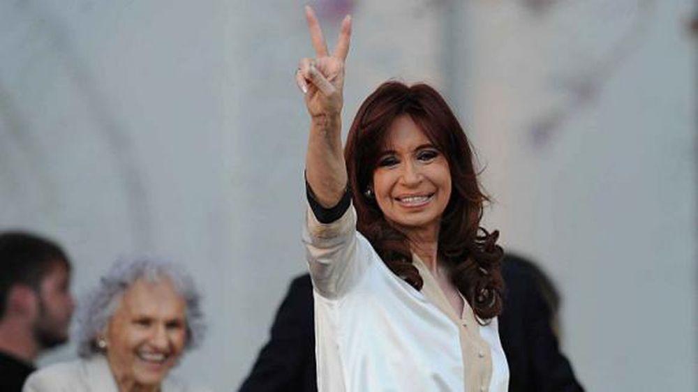 Stolbizer denunció a Cristina por enriquecimiento ilícito