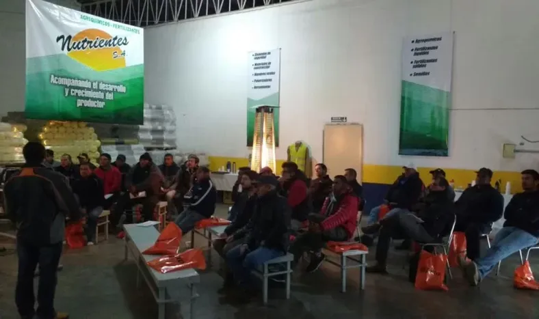 Agua superficial y subterránea como un solo recurso público