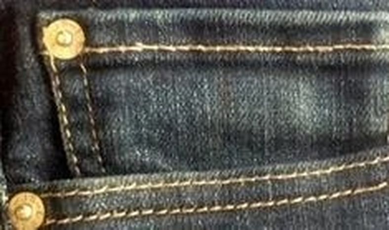 Levis aclara para qué sirve el bolsillo pequeño del pantalón vaquero