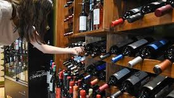 La venta de vinos sigue en caída libre y los expertos analizan las causas
