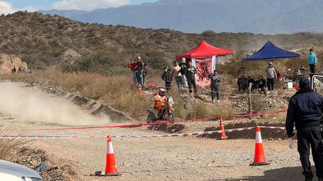 Especial. Pedernal recibió el regreso del DR40 en Agua del Baño con el folclore que solo el rally puede generar y en San Juan es lugar ideal.