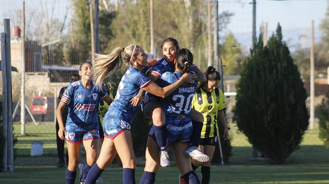 Torneo femenino de Adepu: Calise y El Once mandan en la Zona A, Aston Birra lidera en la B