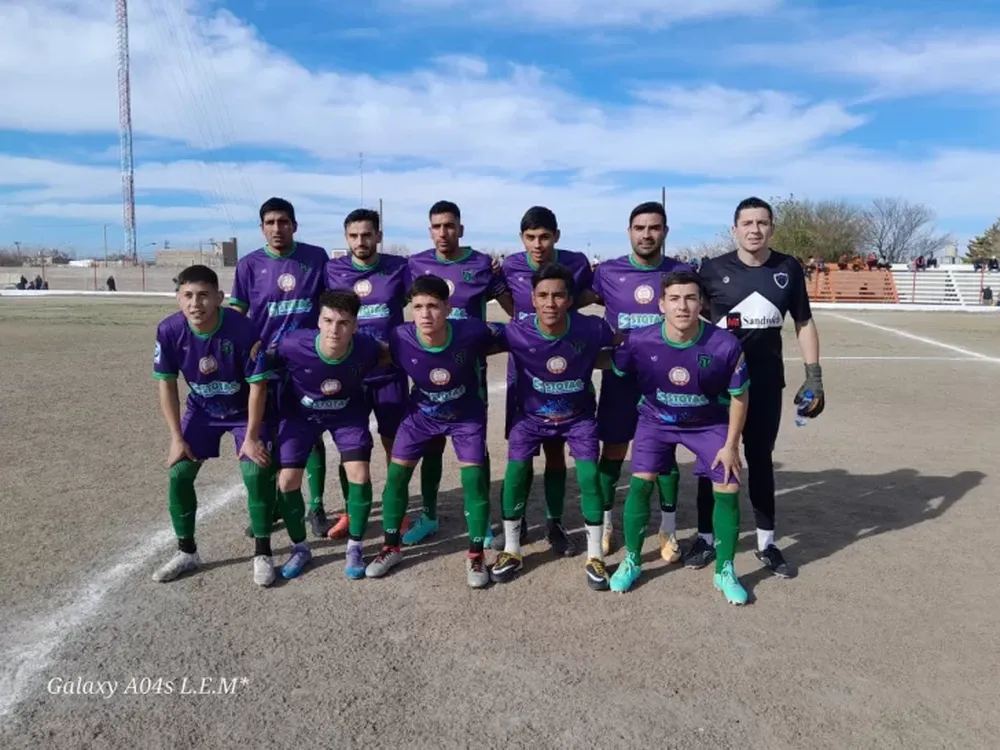 López Peláez ganó en el cierre de la fecha y se prendió en el lote de arriba