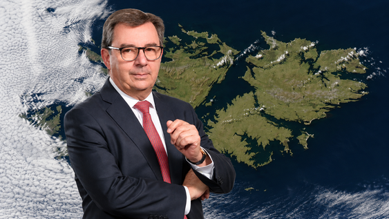 El ministro de Defensa de Chile respaldó el reclamo argentino, aunque defendió el comercio de Magallanes con las islas.